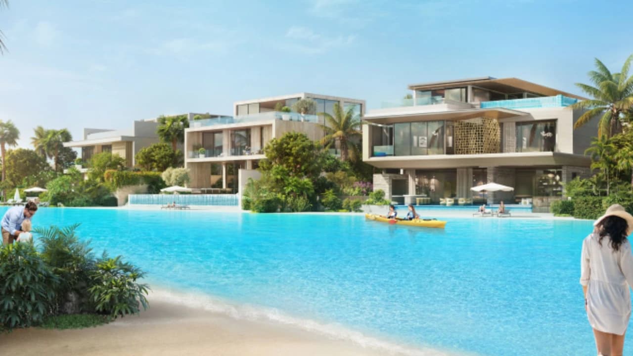 Azizi Venice – image 3